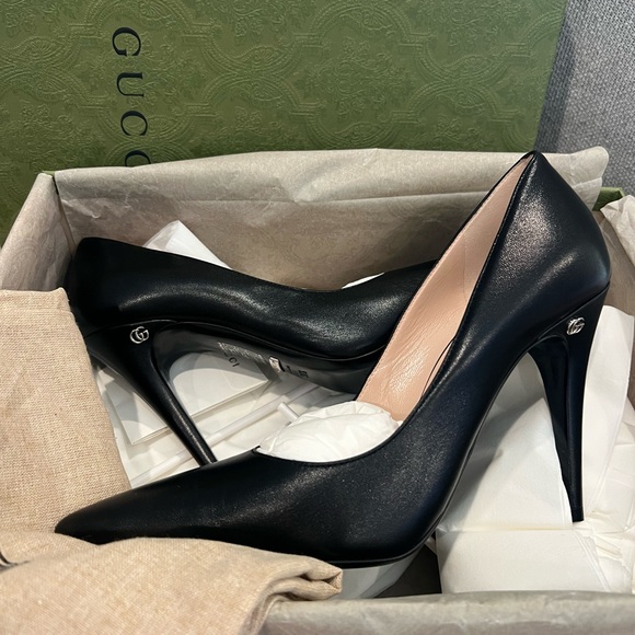 NEW Gucci GG Black Pointed-toe 105mm Leather Heel Pumps - Picture 8 of 8
